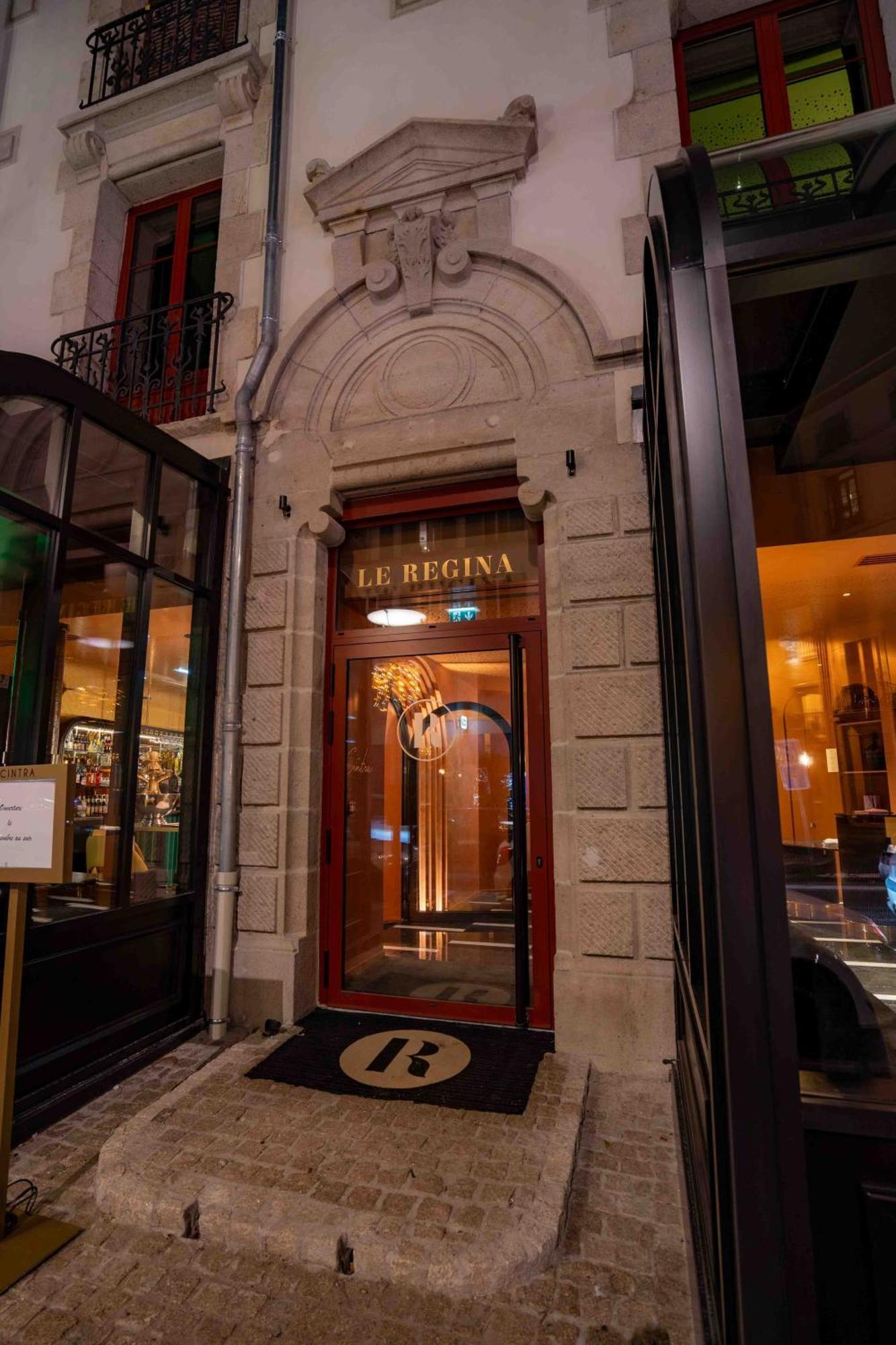 Hôtel Restaurant Le Regina Le Puy-en-Velay Exterior foto
